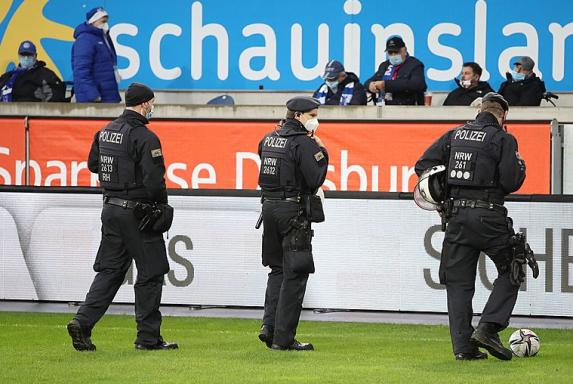 Eklat in Duisburg: Polizei erstattet Anzeige gegen 55-Jährigen