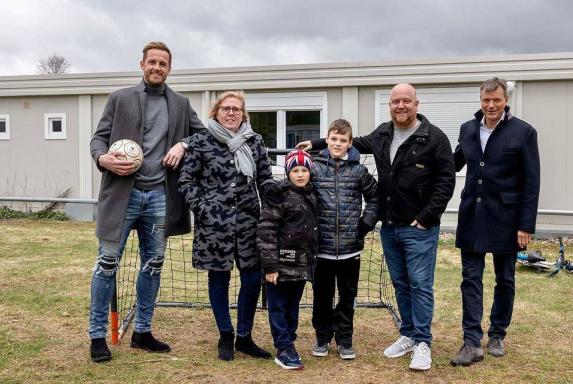 Schalke: Ralf Fährmann lädt Ukraine-Flüchtlinge ins Stadion ein