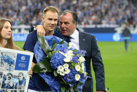 Karriereende: 31 Länderspiele - Ehemaliger Schalke-Abwehrspieler hört auf