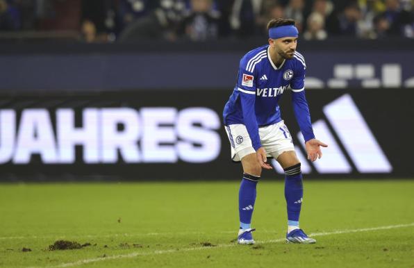 Schalke: "Wir sind an einem Punkt, an dem sich jeder hinterfragen muss"
