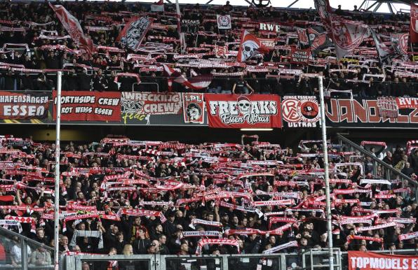 RWE: Fans plündern Ticketbestände für Traditionsduell