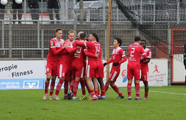 Rot Weiss Ahlen: Vor Schalke-II-Spiel - Acht-Tore-Mann verlängert seinen Vertrag