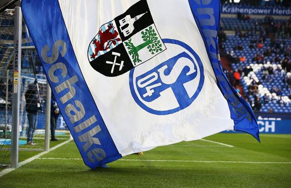 Schalke: Spielerempfänge - Ouedraogo nach Recklinghausen, Latza nach Wiesbaden