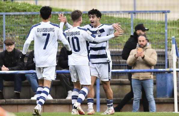 Kaan Inanoglu (rechts) hat neun Tore in zehn U19-Bundesliga-Einsätzen erzielt.