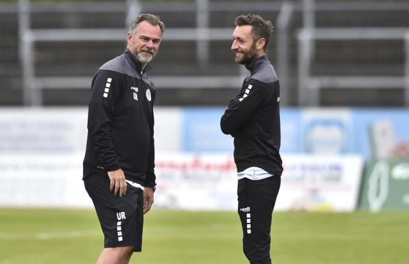 Vertauschte Rollen in der Halle: Co-Trainer Ulf Ripke (links) und Chefcoach Damian Apfeld.