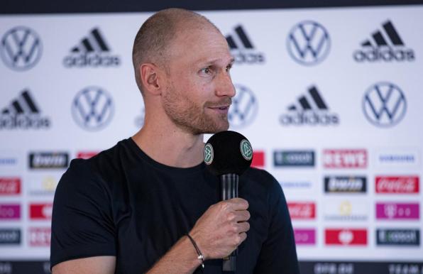 Benedikt Höwedes sorgt sich um den FC Schalke 04.