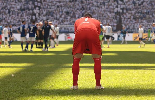 Für Rostocks Nummer eins geht es in der 1. Bundesliga weiter.