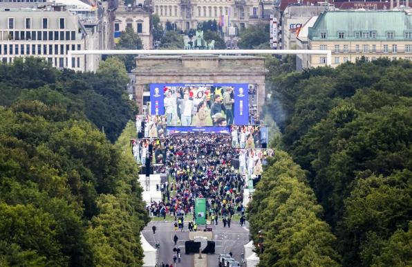 EM 2024: Polizei gibt Entwarnung: Fanzone in Berlin wieder geöffnet