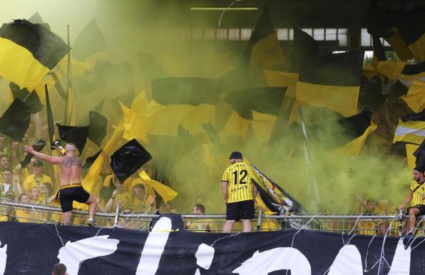 Fans von Alemannia Aachen.