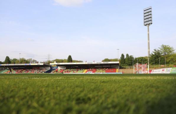 Im Stadion Niederrhein steigt am Samstag das Jubiläumsturnier von Rot-Weiß Oberhausen.