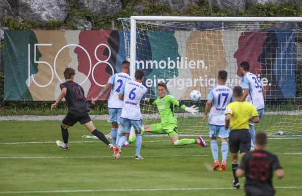 Kurz nach der Pause traf Midtjyllands August Priske zum 2:2.