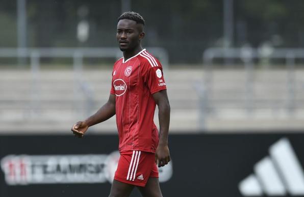 Ephraim Kalonji darf sich aktuell beim MSV Duisburg zeigen.