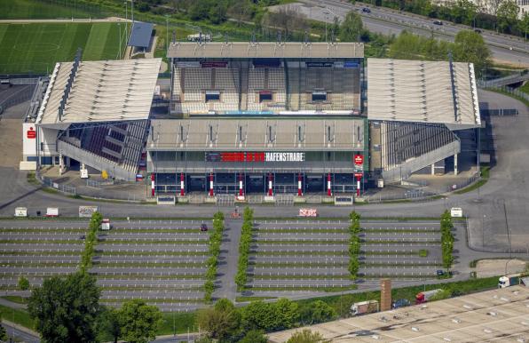 Das Stadion an der Hafenstraße.