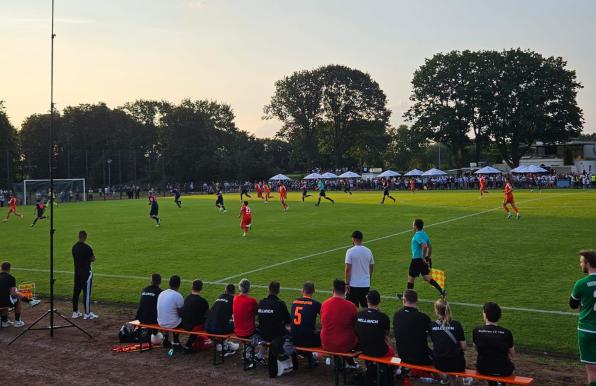 Testspiel zwischen dem MSV Duisburg und DSV 1900. 