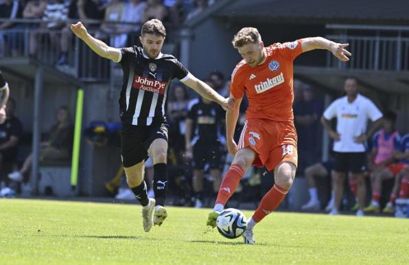 Steffen Meuer im Testspiel des MSV Duisburg gegen Notts County.