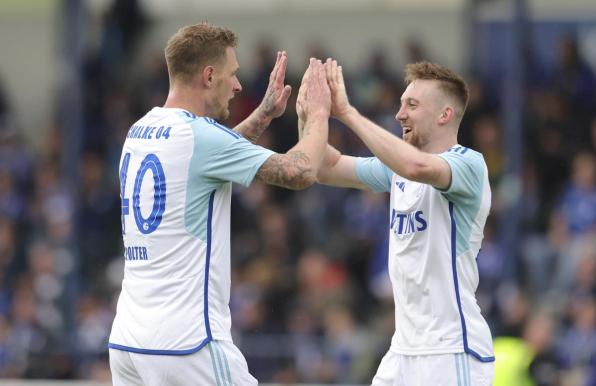 Sebastian Polter (li.) und Tobias Mohr sollt en Schalke in diesem Sommer eigentlich verlassen.