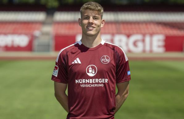 Julian Kania, hier noch im Trikot des 1. FC Nürnberg.