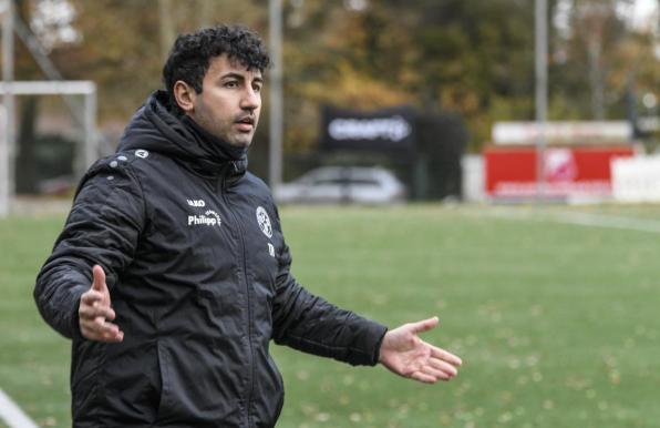 Sleiman Salha, Trainer des SV Schermbeck.