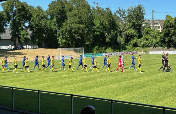 Niederrheinpokal: TuRU-Boss Rey nach Pokalaus: "An Oberliga ist nicht zu denken"