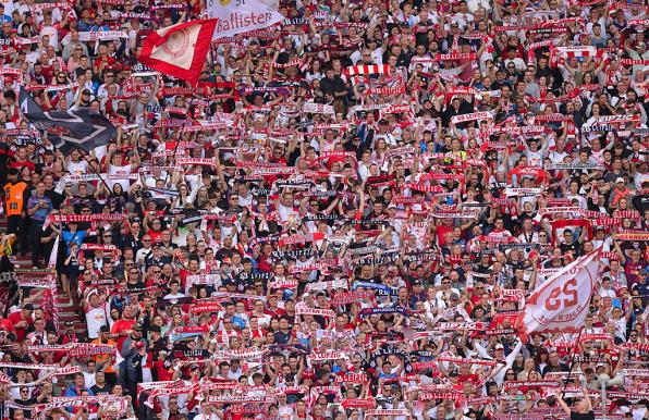 RB Leipzig bekommt den Gästeblock in Essen nicht voll. 