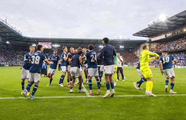 Nur Arminia Bielefeld konnte eine Pokal-Überraschung landen.