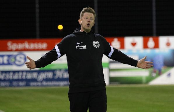 Das, was Marc Bach am 1. Spieltag von seiner Mannschaft sah, enttäuschte den ehemaligen TVD-Velbert-Trainer.