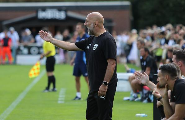 Björn Mehnert trifft mit Bocholt auf den SV Rödinghausen. 