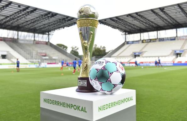 Niederrheinpokal: Sterkrade bei RWE - "Wir parken den Bus vor dem Tor und genießen das alles"