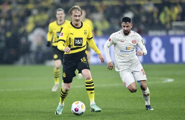 Marco Richter (rechts) spielt künftig für den Hamburger SV.