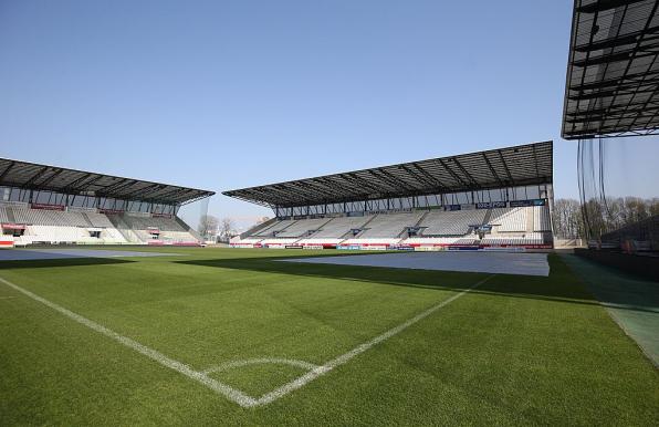 Das Stadion Essen. 