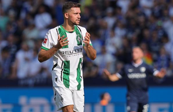 Kevin Stöger im Gladbacher Trikot beim Spiel gegen den VfL Bochum.