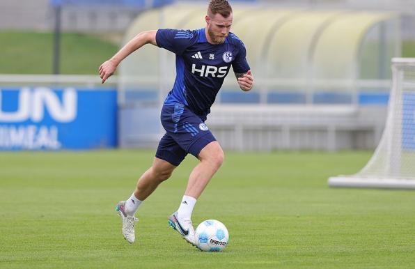 Tomas Kalas kann beim FC Schalke schon wieder Teile des Trainings absolvieren.