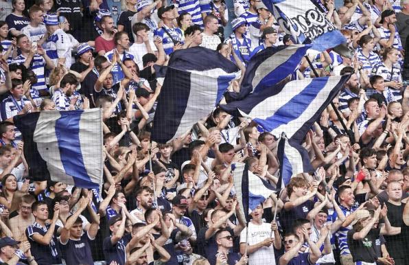 Die mitgereisten Fans des MSV Duisburg sahen ein torloses Remis.