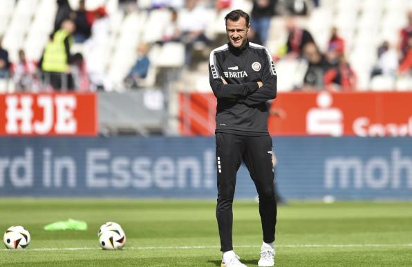 Nils Döring, Trainer des SV Wehen Wiesbaden.