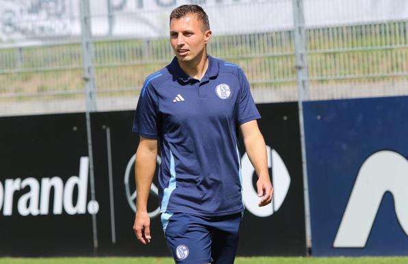 Jakob Fimpel, Trainer der Zweitvertretung des FC Schalke 04.