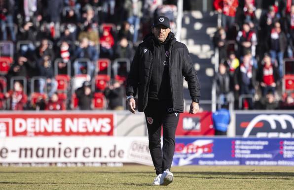 Claus-Dieter Wollitz, Trainer des FC Energie Cottbus.