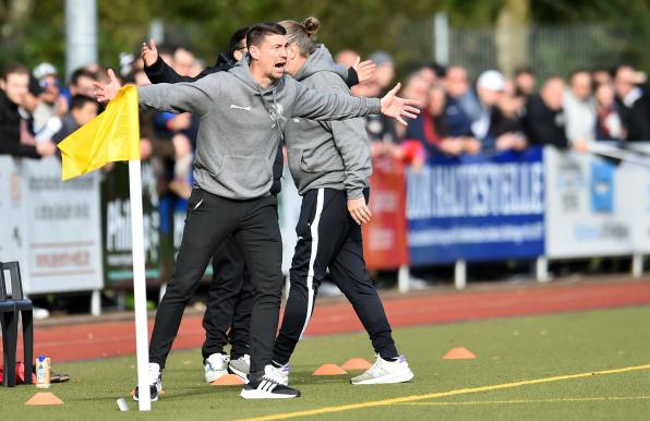 Christopher Pache, Trainer der SG Wattenscheid 09.