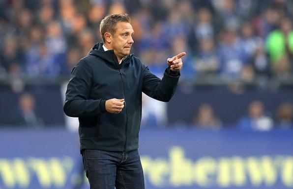 Er war in der Saison 2015/2016 Schalke-Trainer: Andre Breitenreiter.