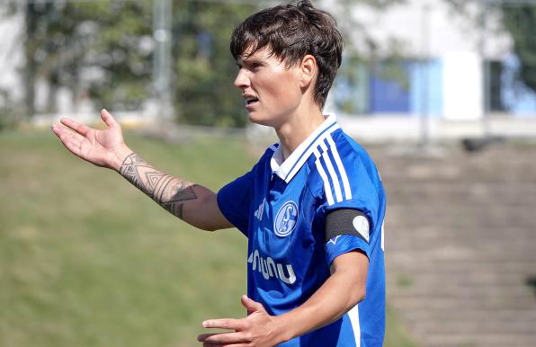 Shari Noffke, Kapitänin von Schalke 04.