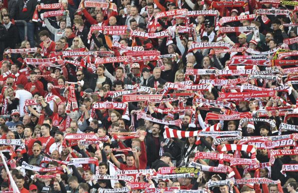 Für Fans von Rot-Weiss Essen stehen in Dresden noch Tageskarten zur Verfügung.