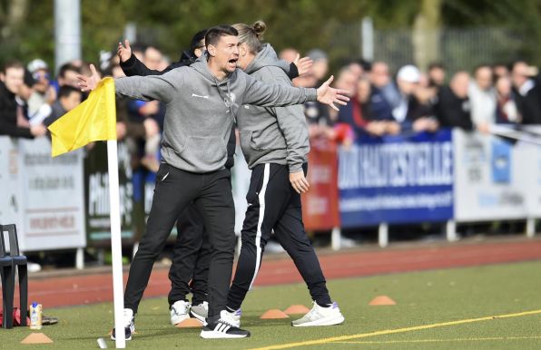 Christopher Pache, Trainer der SG Wattenscheid 09.