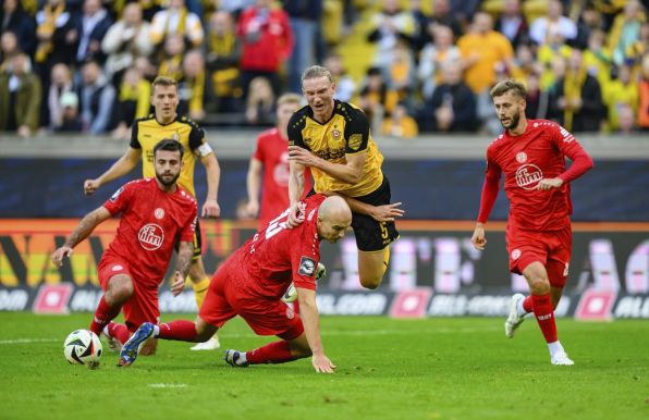 in Dresden musste sich RWE mit einem Punkt begnügen.