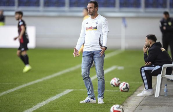 Dietmar Hirsch, Trainer des MSV Duisburg.