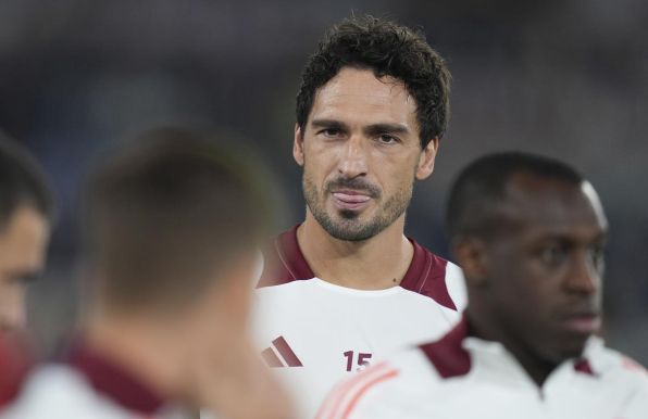 Mats Hummels: bei der AS Rom nur im Hintergrund.