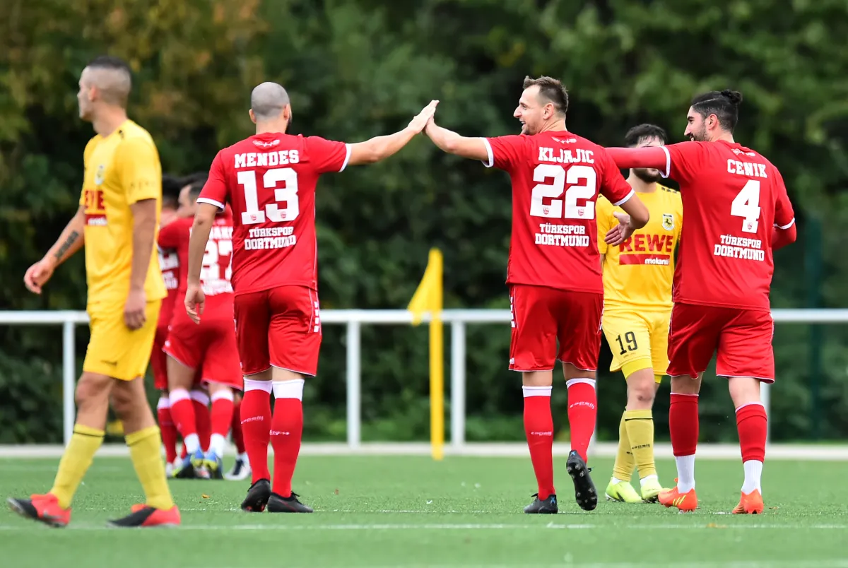 Westfalenliga 2: Türkspor Dortmund Spitzenreiter dank 4:0 über Wanne-Eickel